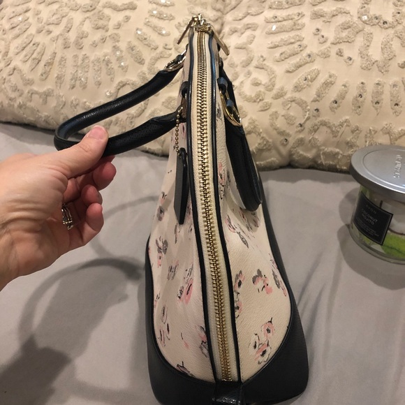 1 DAY SALE!! Coach Sierra Dome Satchel - Picture 2 of 8